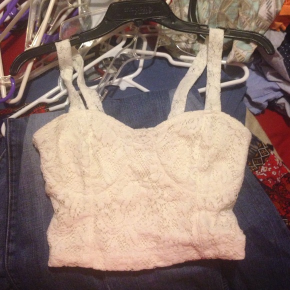 White laced crop top