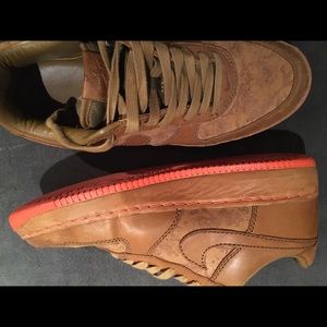 Unique Men's Nike leather shoes
