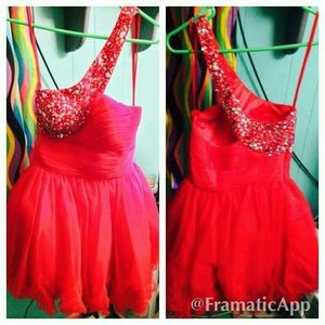 One shoulder cocktail dress