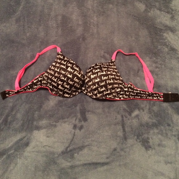 Victoria Secret Pink wear everywhere push-up bra
