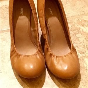 Cognac Leather Wedges
