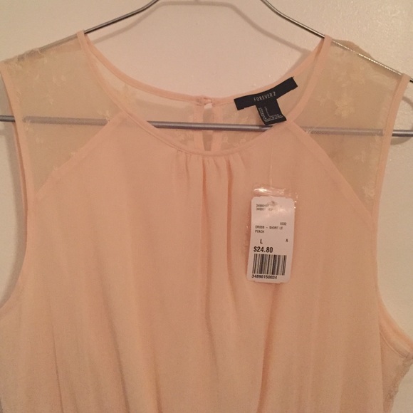 Light pink dress - Picture 2 of 4