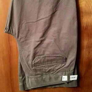 Woman's Old Navy khakis