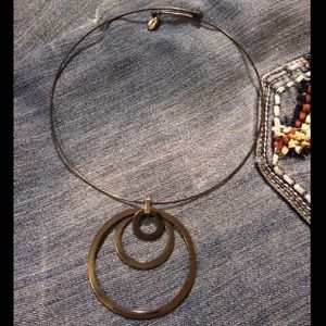 Express circle necklace