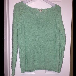 Green cozy sweater!