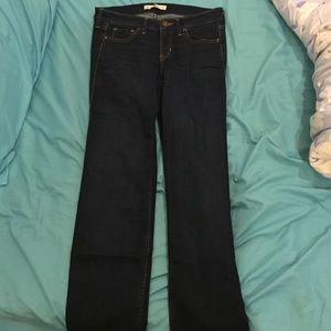 Hollister Jeans !!