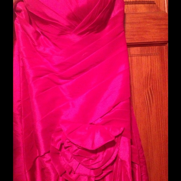 Hot pink hi-low gown - Picture 2 of 4
