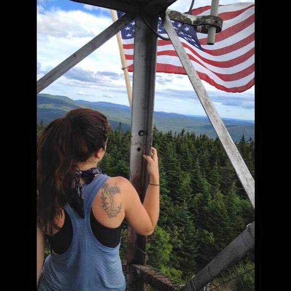 Meet your Posher, Julia - Picture 1 of 1