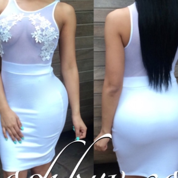 Dresses & Skirts - Midi dress