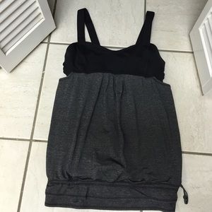 Black/grey flowy Lulu tank