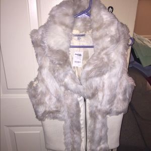 Fur vest