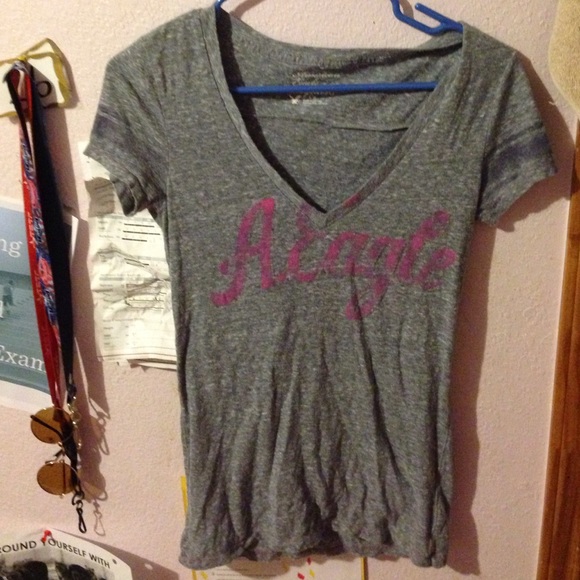 American eagle V neck