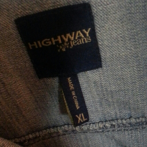 Mid/half jean jacket - Picture 2 of 2