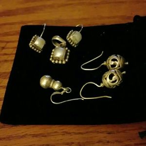 Silpada pendant and earrings