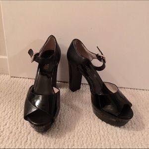 Michael Kors Black heels