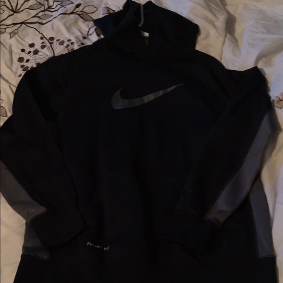 ❗️❗️❗️don't buy Boys X-L Nike hoodie