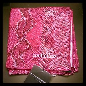 Burberry scarf