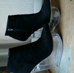 Jeffrey Campbell Icy Boot!