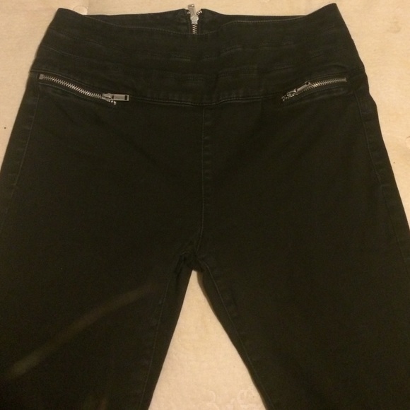 black stretchy jeans