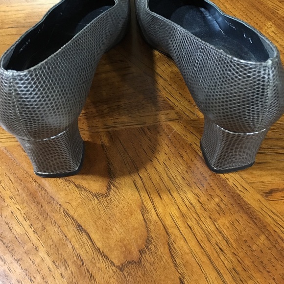 👠Stuart Weitzman👠 - Picture 2 of 4