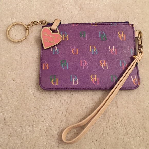 Dooney & Bourke wristlet, never used!