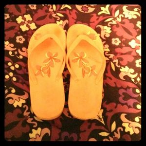 Chunky Pink Flipflops