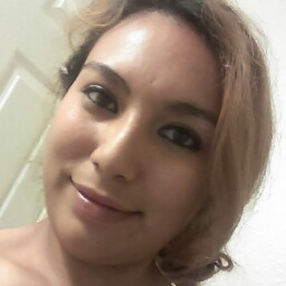 Meet your Posher, Jazmin - Picture 1 of 1
