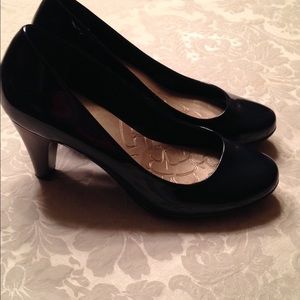 Navy Blue Pumps.  Worn once.