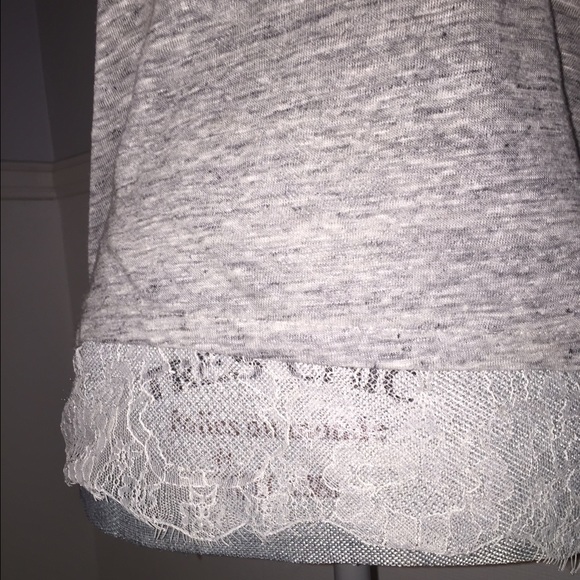 Gray t shirt with white lace ZARA - Picture 3 of 4