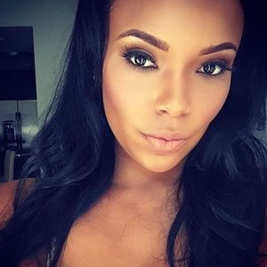 Meet your Posher, Tierra