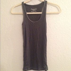 Grey tank top