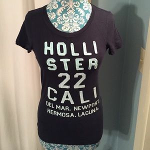Hollister Graphic Tee