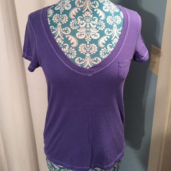 Aeropostale V-neck pocket Tee