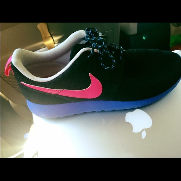 Nike Roshe Runs