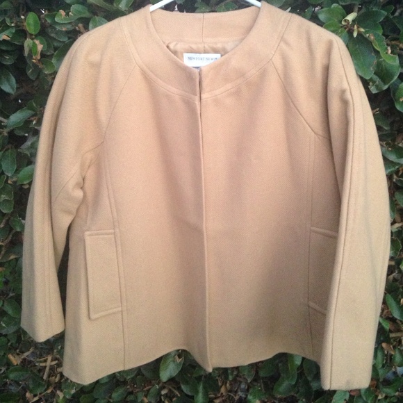 Beautiful New Port News blazer coat - Picture 4 of 4