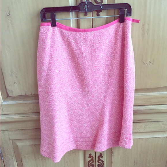 Ann Taylor tweed skirt