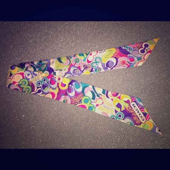Coach headband