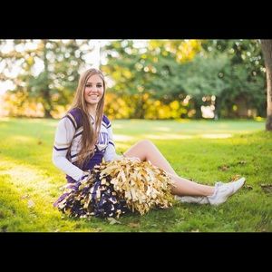 Meet your Posher, Hilary