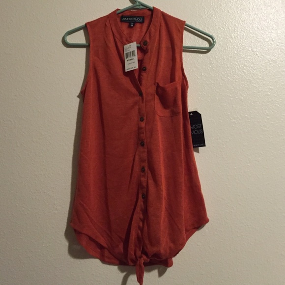 Button down tank top - Picture 1 of 1
