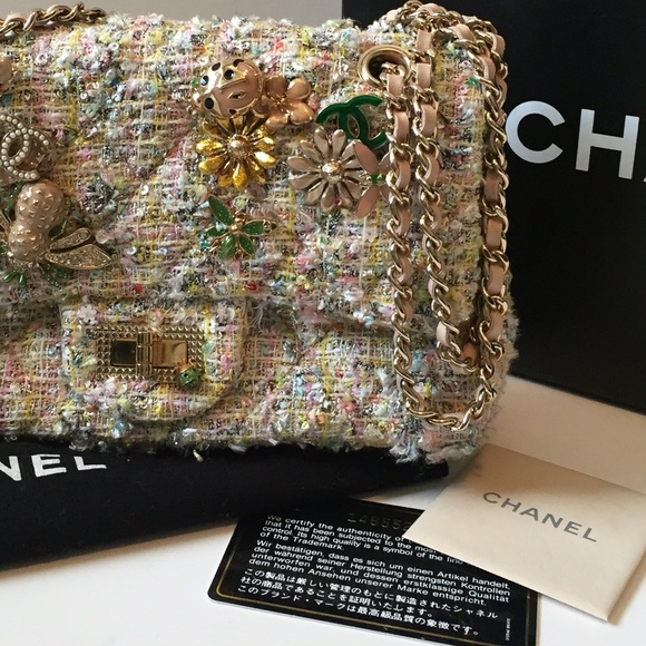 Sold! Chanel Garden Party LT Edition Tweed Handbag - Picture 2 of 4