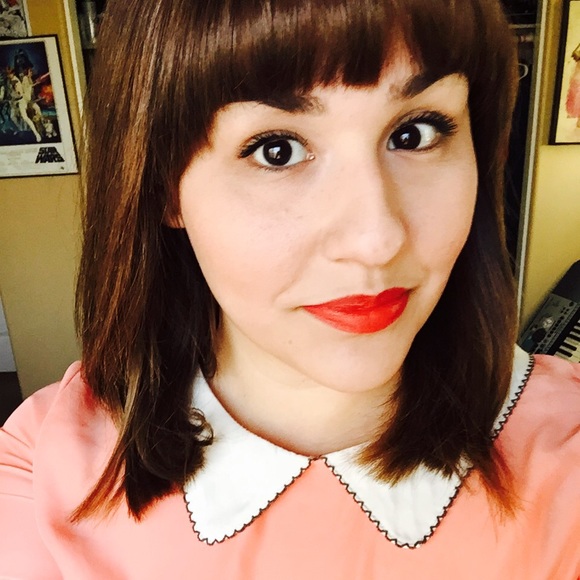 Meet your Posher, Yolanda - Picture 1 of 1