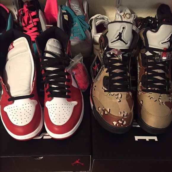 Supreme®/Jordan®. 10/03/2024 Jordan x Supreme