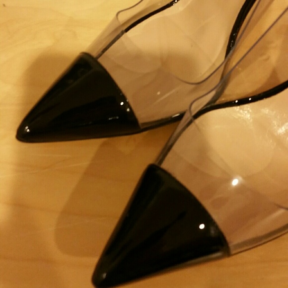 MANOLO BLAHNIK PVC BLACK PUMPS ADDITIONAL PIC - Picture 2 of 4