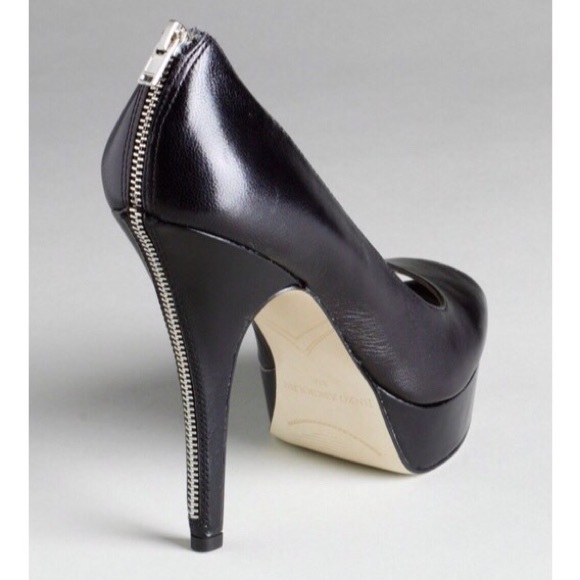 enzo angiolini shoes price