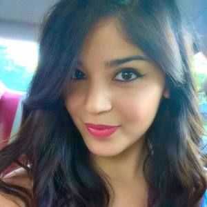 Meet your Posher, Gabriela