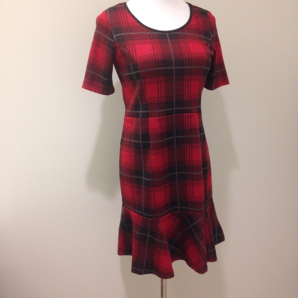 NY Collection Dresses & Skirts - NWOT Petite Sizing: Red plaid dress