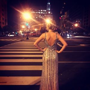 Meet your Posher, Destiny