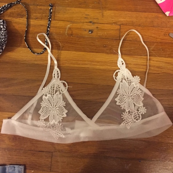 Floral applicate bra