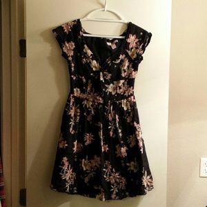 Forever 21 sweetheart dress