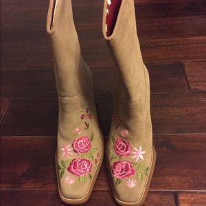 Floral cowboy boots